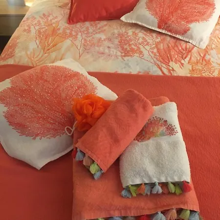 Cor Causy Oleander Πανσιόν *