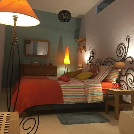 Cor Causy Oleander * Causses-et-Veyran